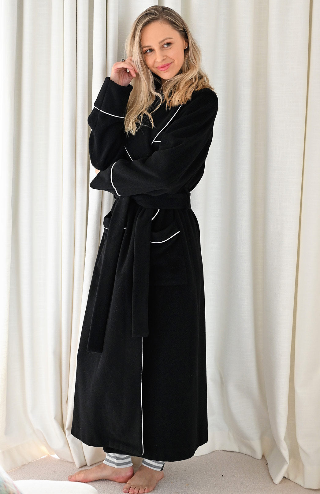 Black Signature Cashmere Wool Dressing Gown (6-12)