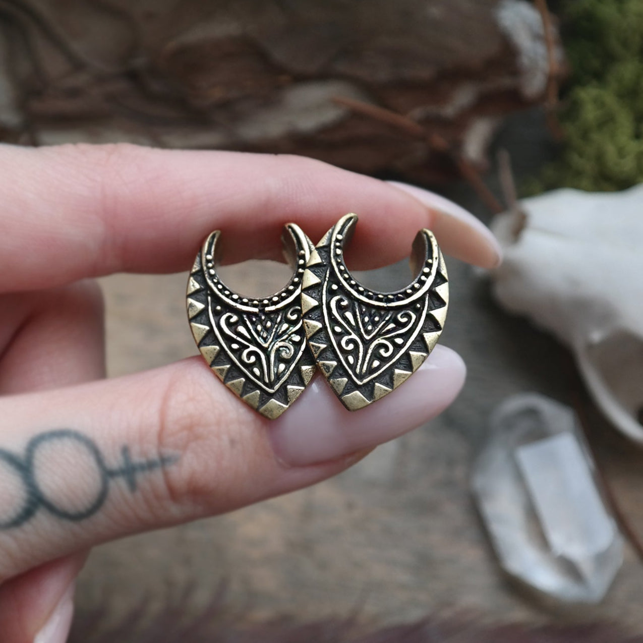 Bronze Aztec Brass Hangers