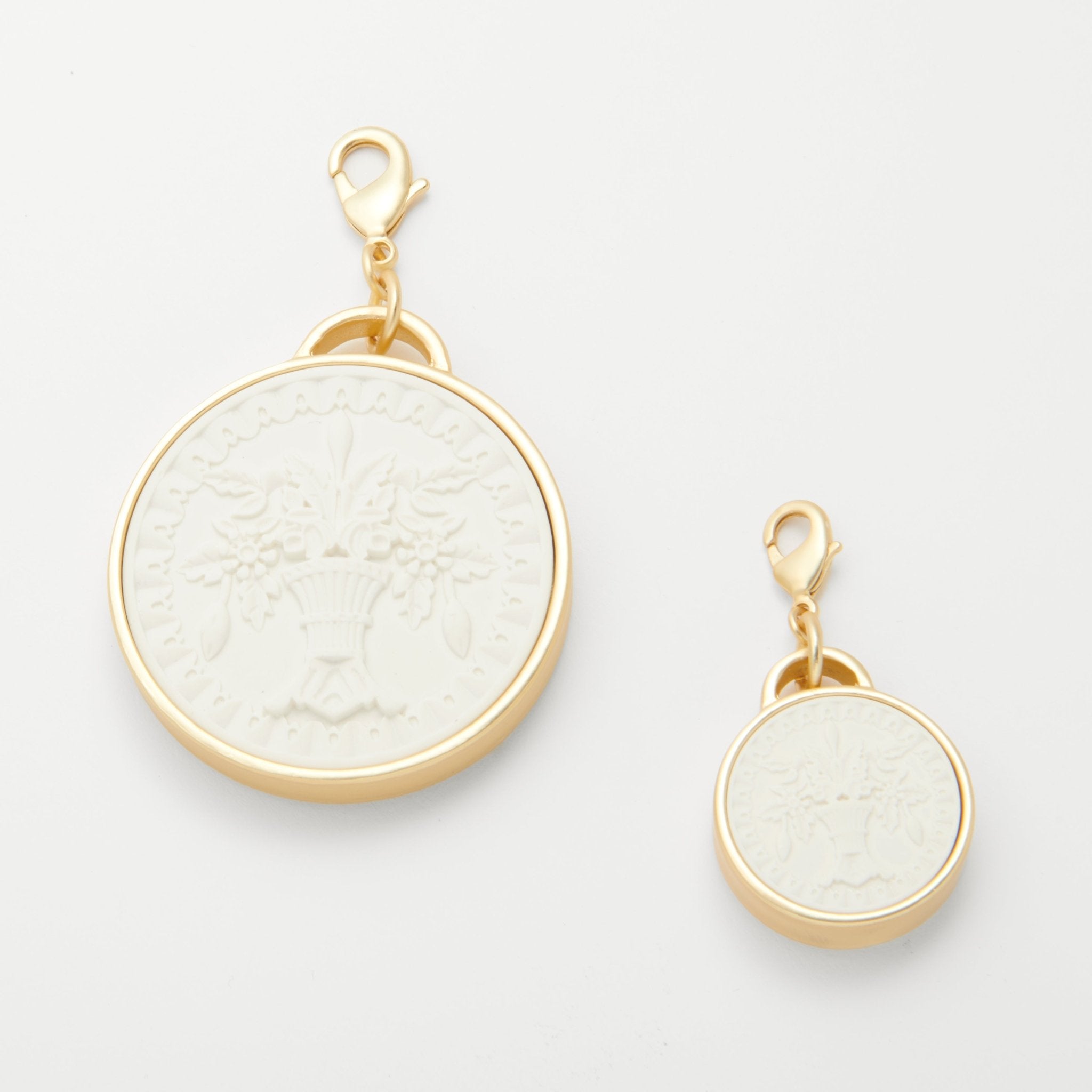 Intaglio Floral Basket Charm