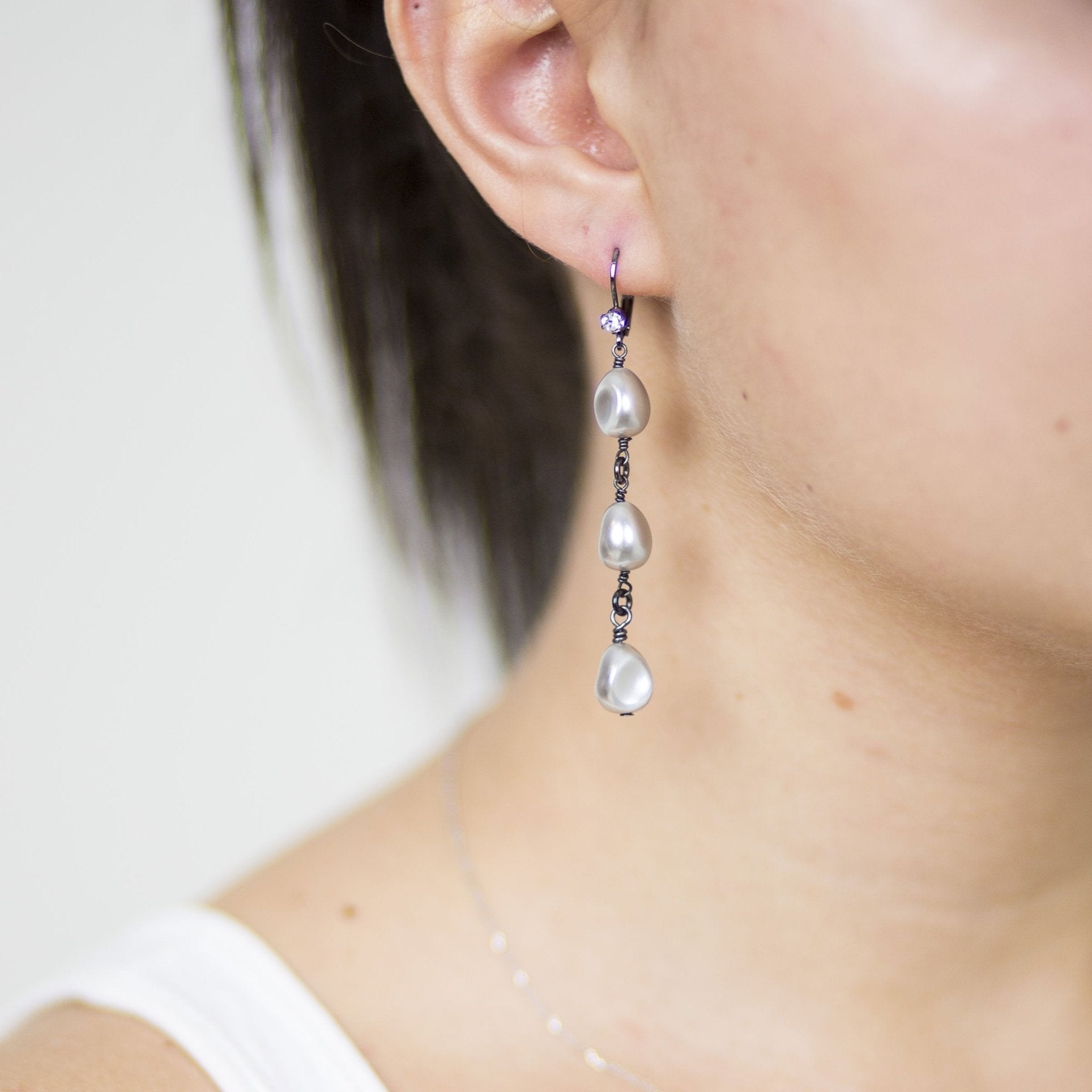 2.5" Petite Platinum Drop Baroque Pearl Earring