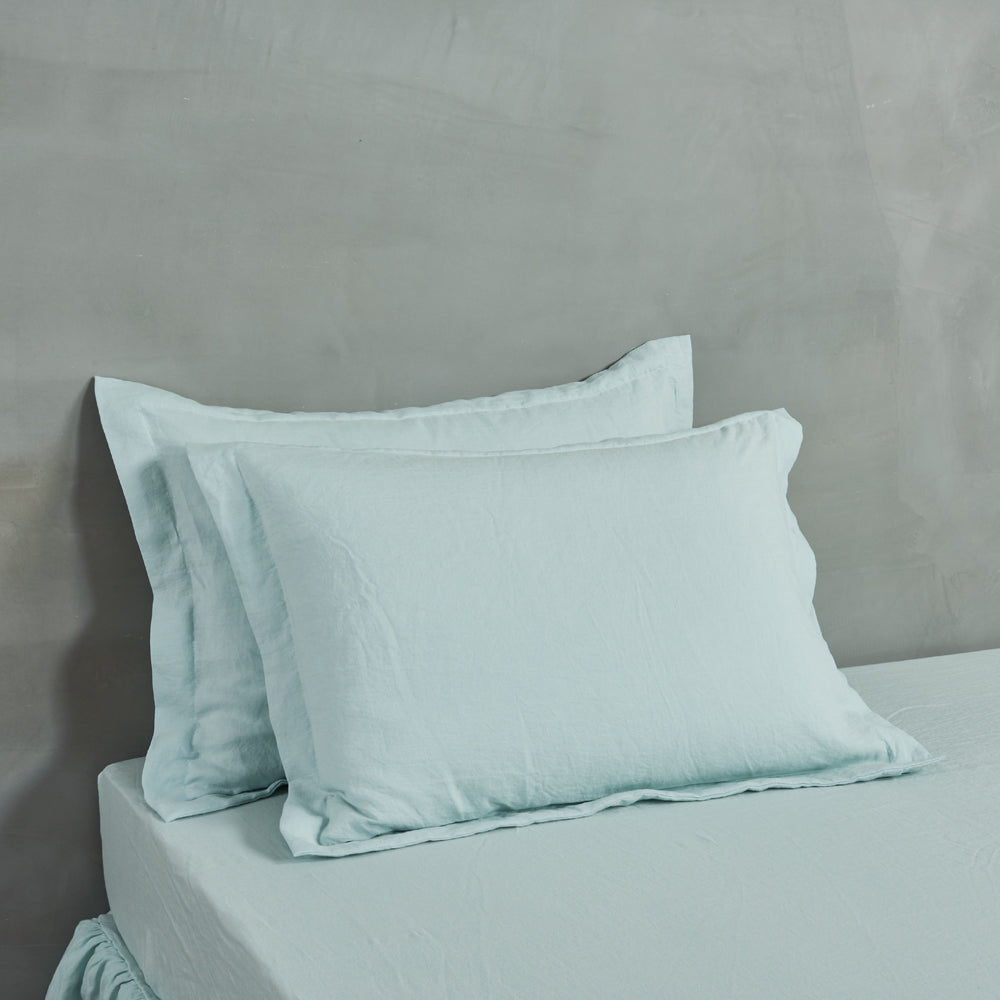 Flanged Linen Pillowcases (set of 2) Icy Blue