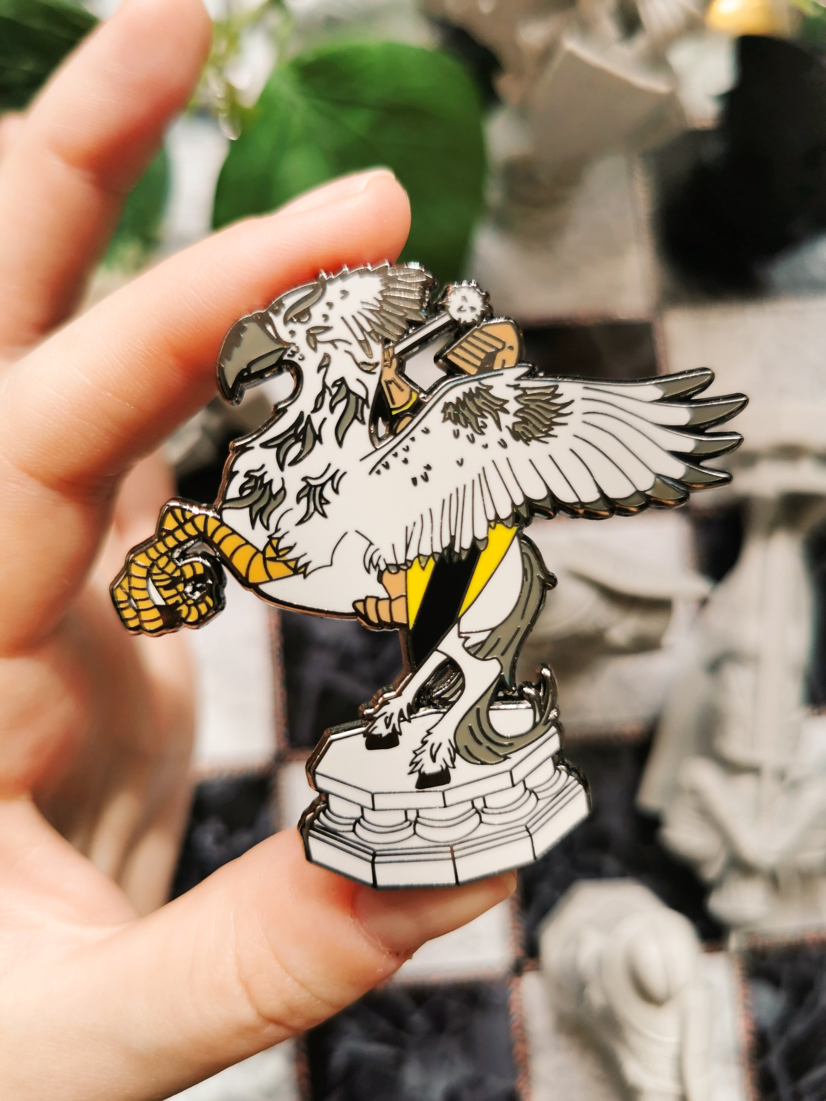 Loyal Knight Pin