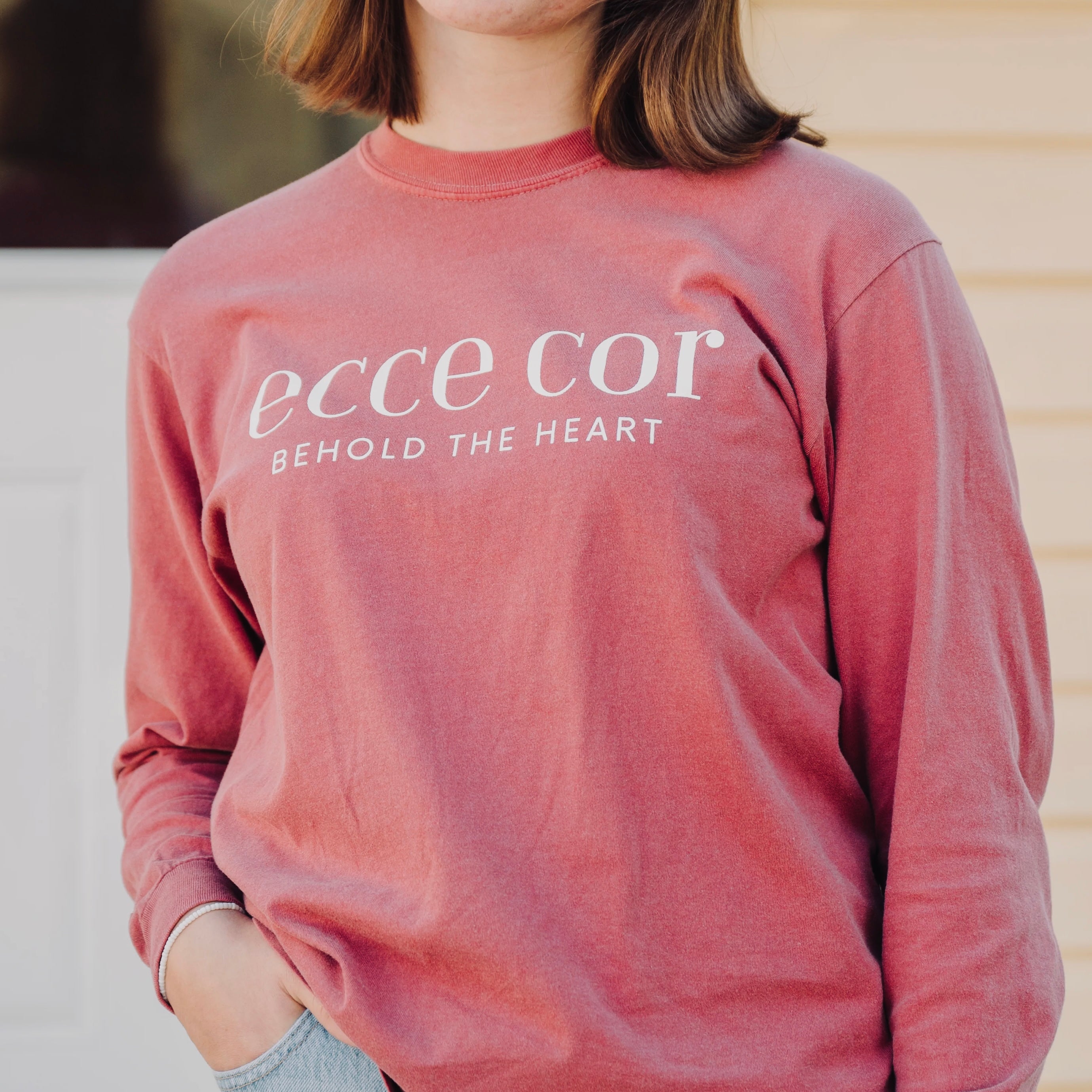 "Ecce Cor" / Sacred Heart of Jesus T-Shirt