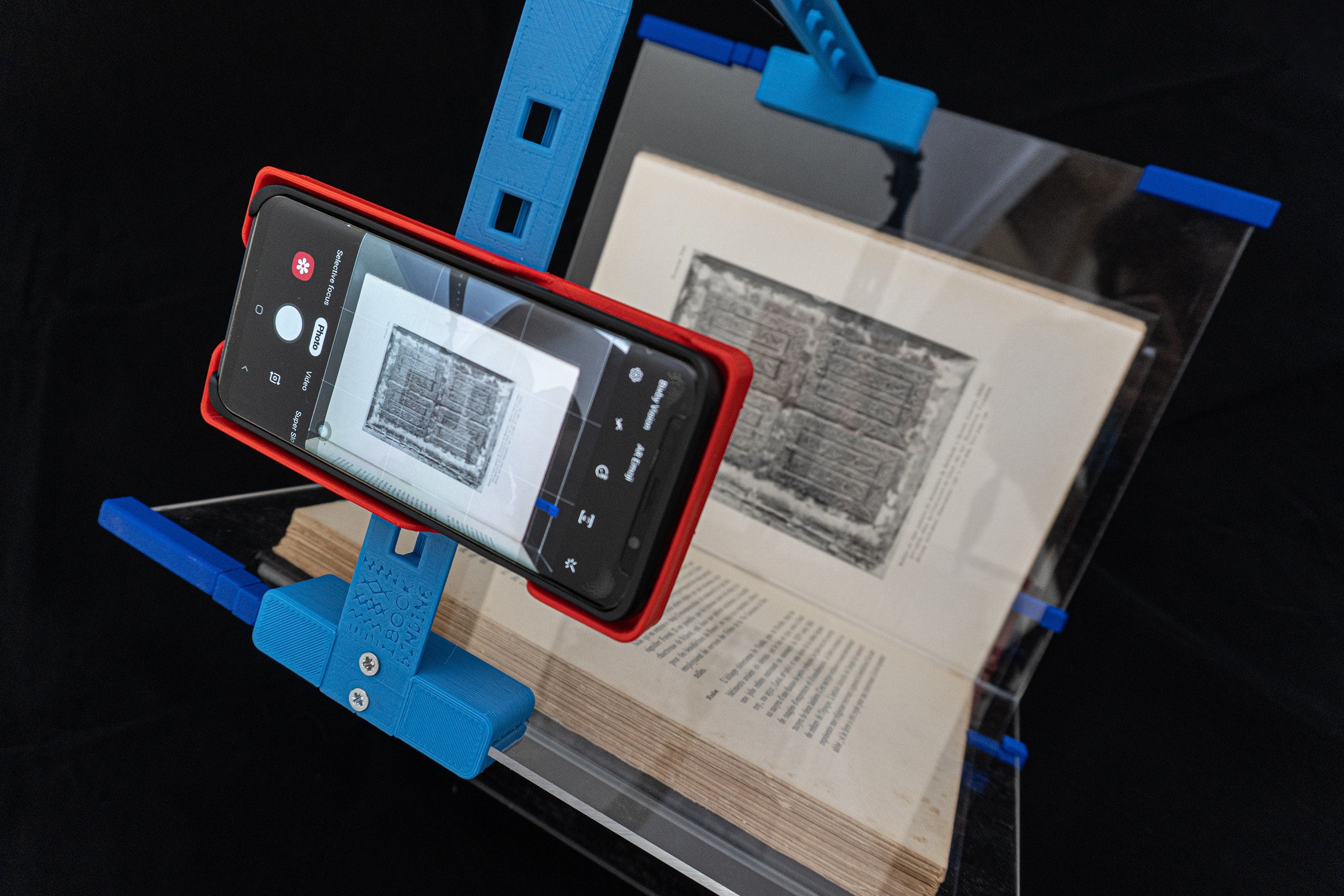Book Scanning Frame (Medium and Large, Mark V)