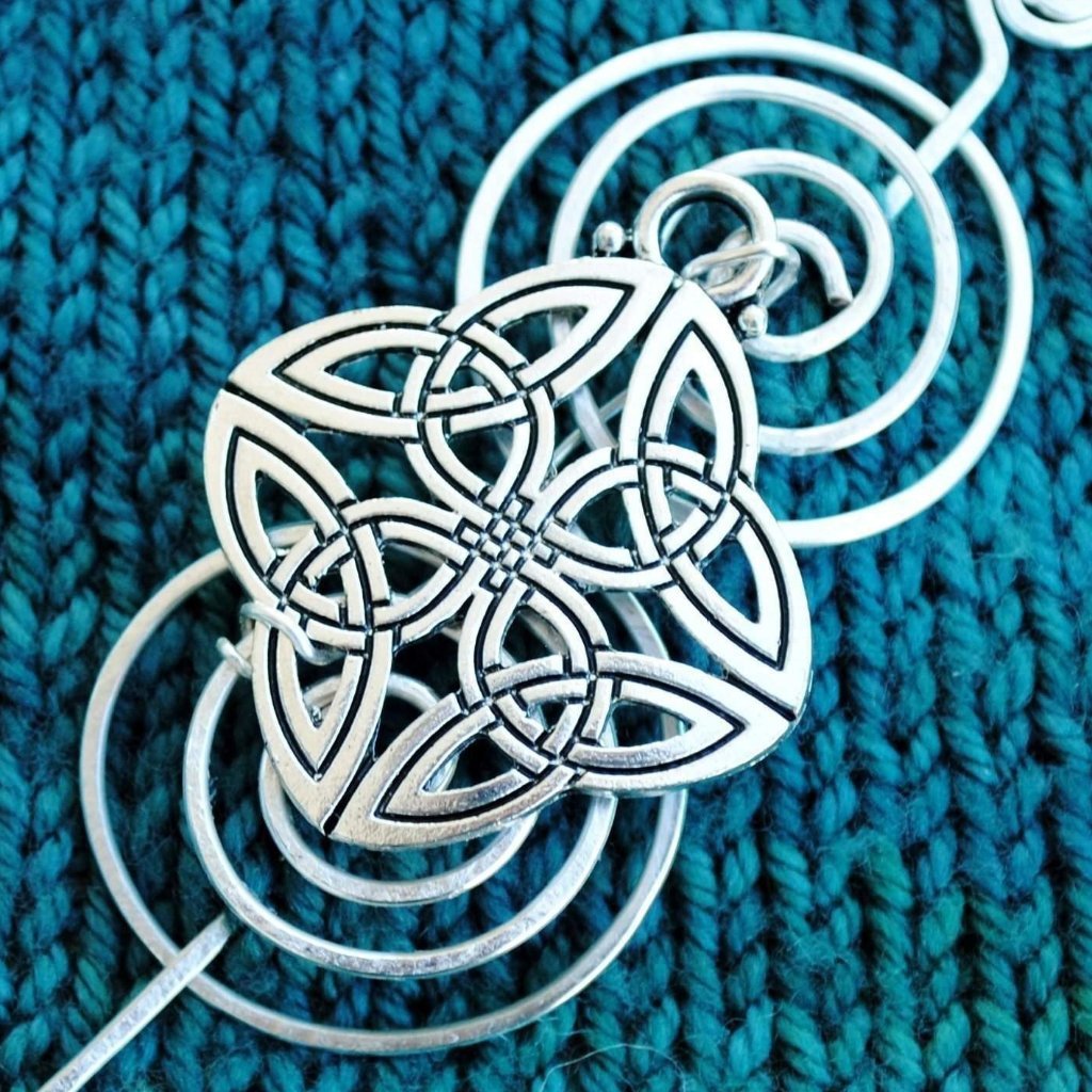 Celtic Knot Shawl Pin - Charmed Silver
