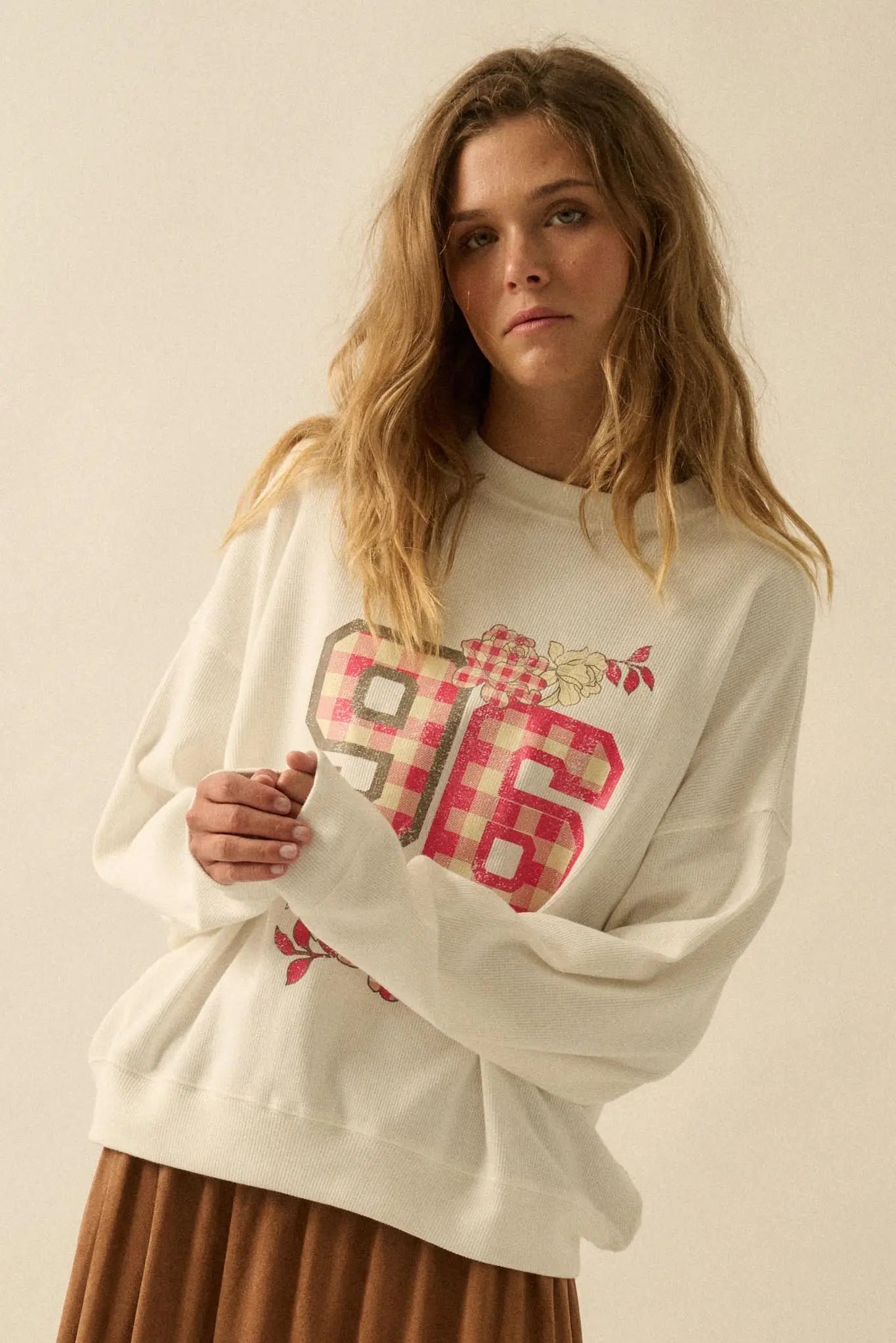 96 Vintage-Print Oversize Thermal Graphic Top