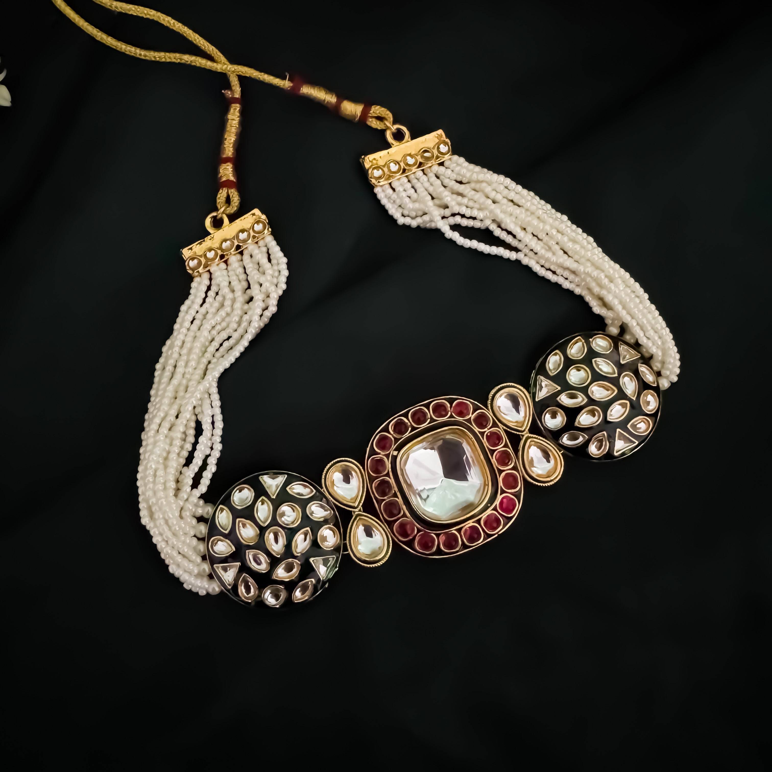 Advita Vilandi Kundan Necklace Set