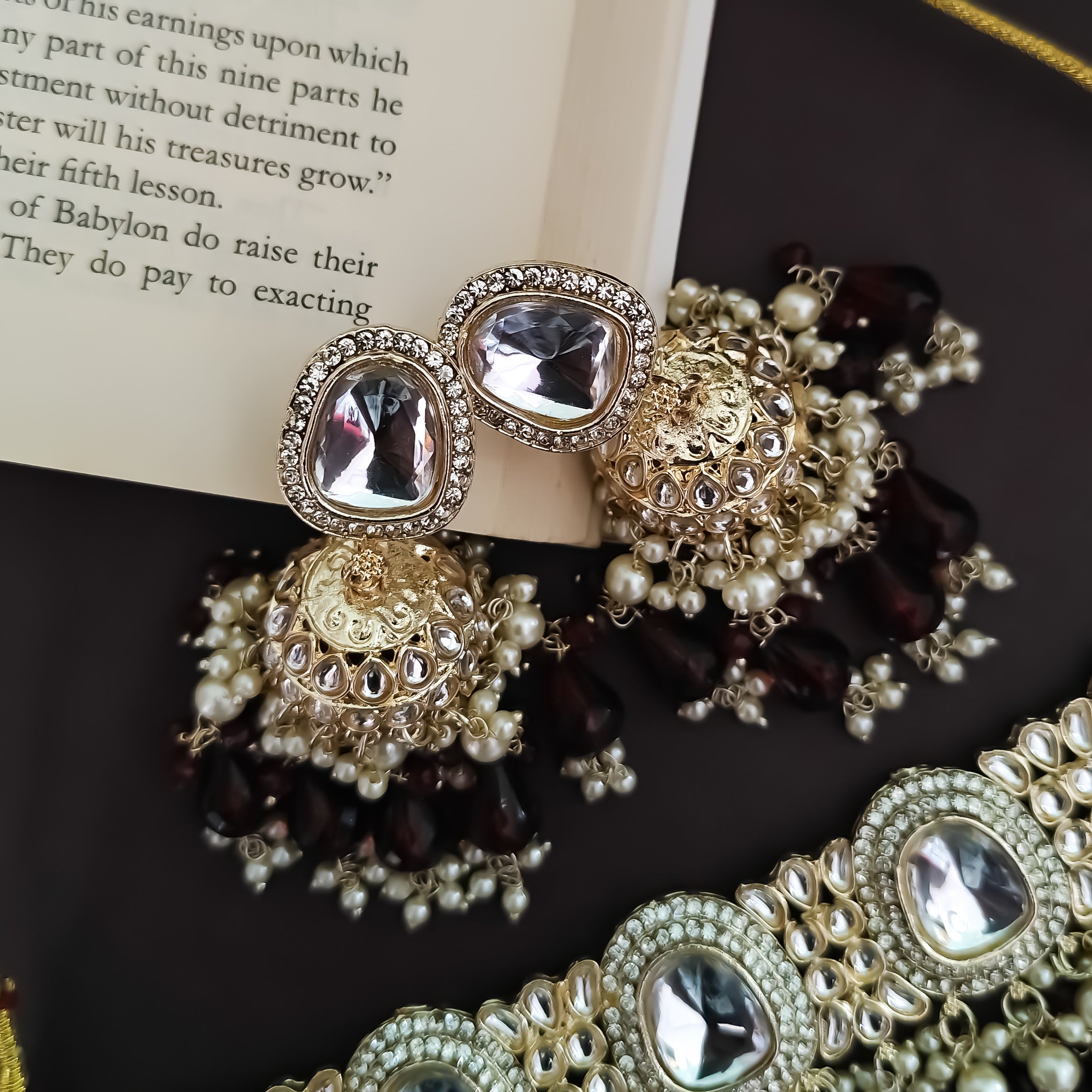 Anika Pearl Necklace Set - Maroon