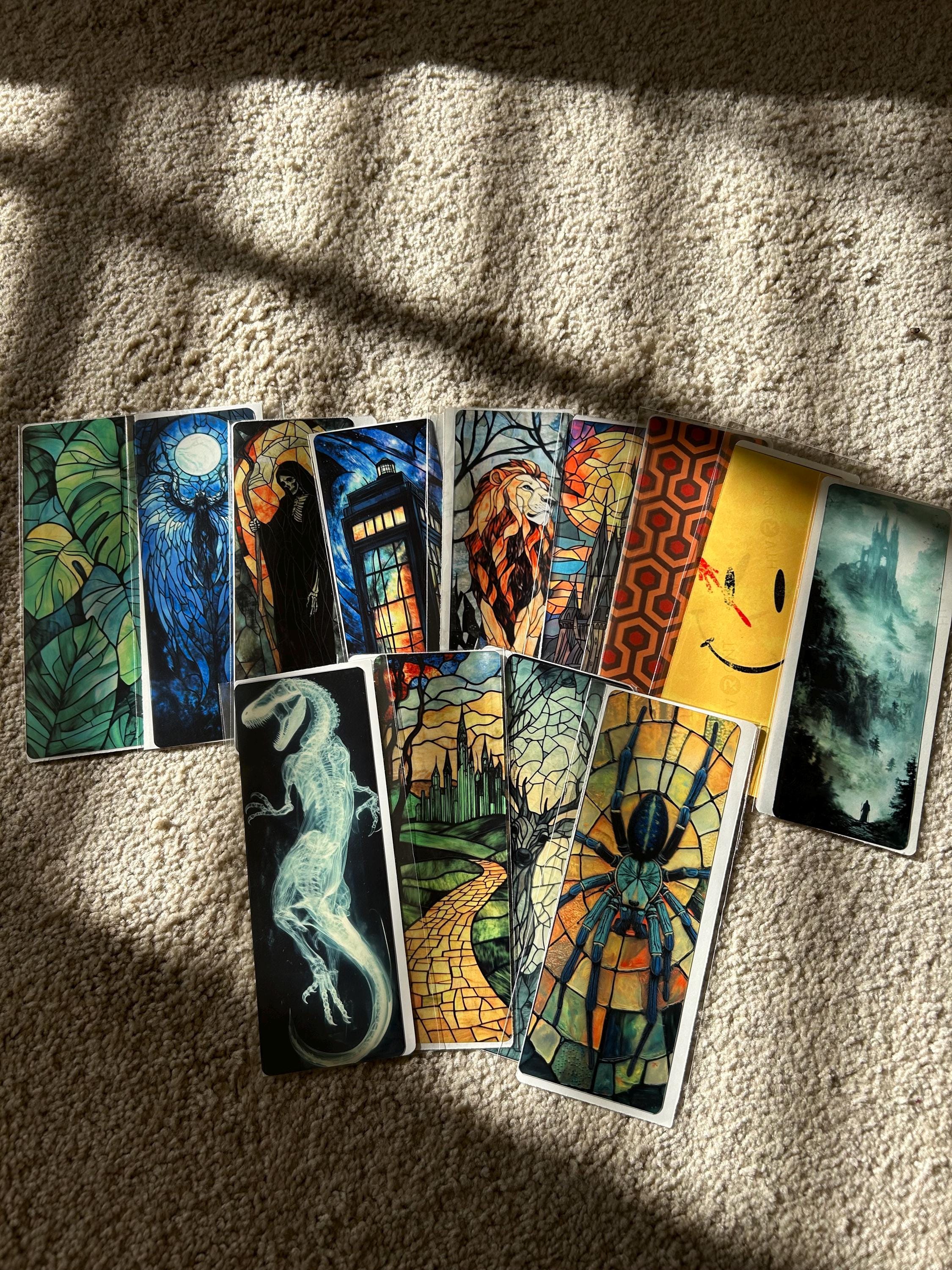 Fantasy Adventure Tree Bookmark – Enchanted Woodland Design, Mystical Tree of Life, Perfect Gift for Book Worms and Fantasy Enthusiasts